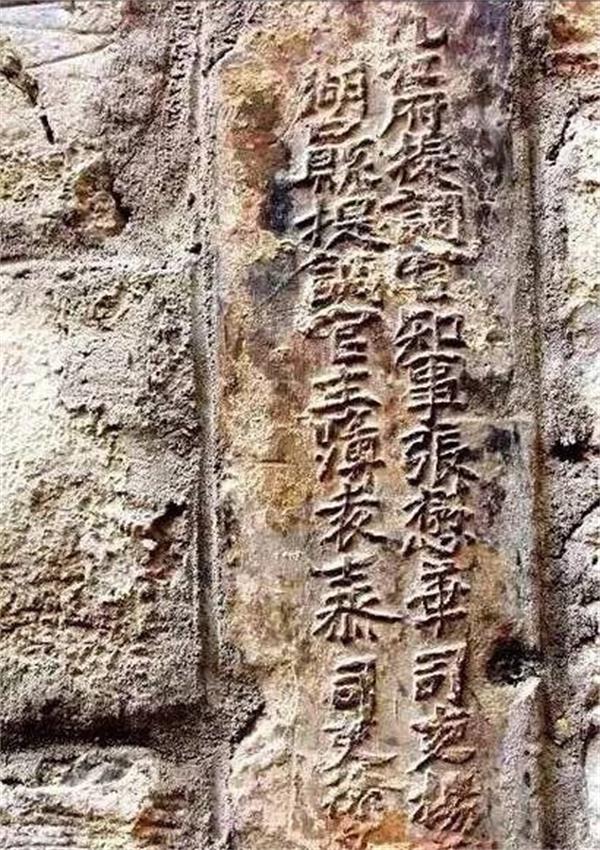 新闻学院:失落的古建筑保护